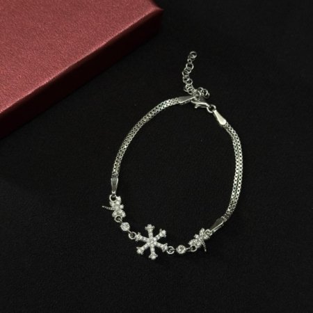 Kar Tanesi Ve Çiçek Motifli Kadın Gümüş Bileklik