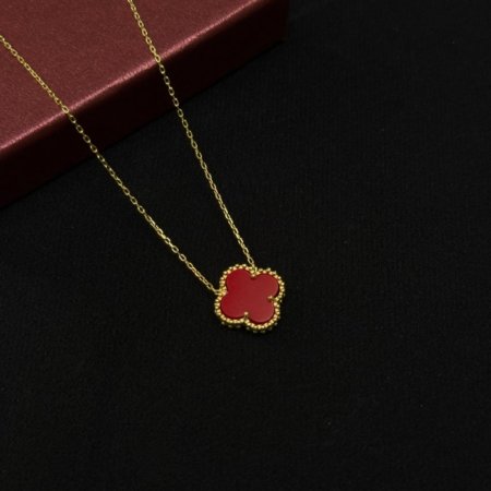 Kırmızı Gold Taşlı Yonca Kolye