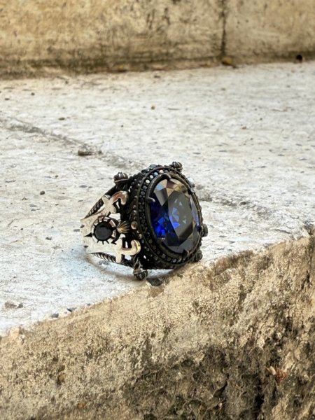 Mavi fasetli kesim zirkon taşlı 925 ayar el yapımı erkek gümüş yüzük modeli