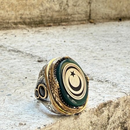 Mavi taşlı Ayyıldız kabartmalı 925 ayar gümüş erkek yüzük